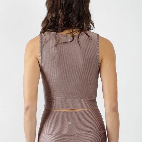 NWT 90 Degree by Reflex SHINY RIBBED TWIST FRONT CUTOUT CROP TANK TOP - Picture 5 of 5